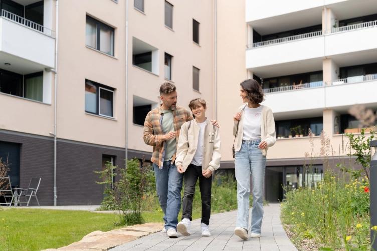 NiWo_Familie_Innenhof