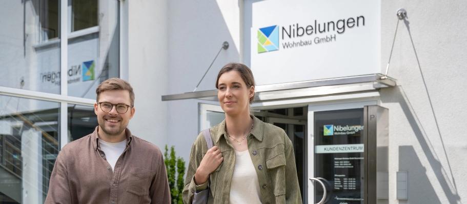 NiWo_Kollegen_Eingang